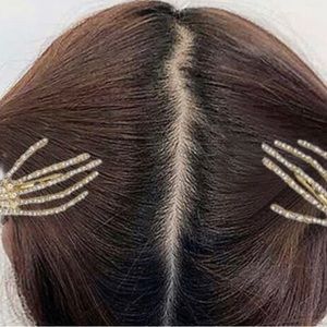 Skelton hands hair clips